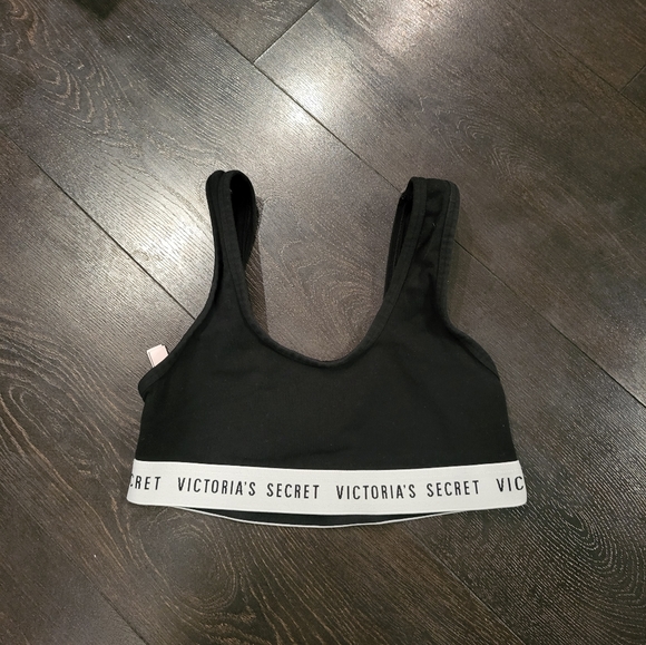 2 VICTORIAS SECRET BRALETTES - Picture 5 of 6
